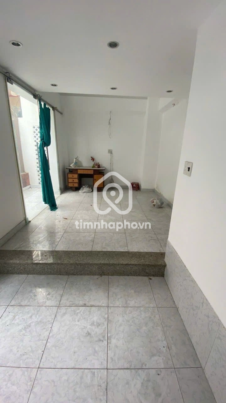 666/20/2 Đường 3 Tháng 2, Phường 14, Quận 10