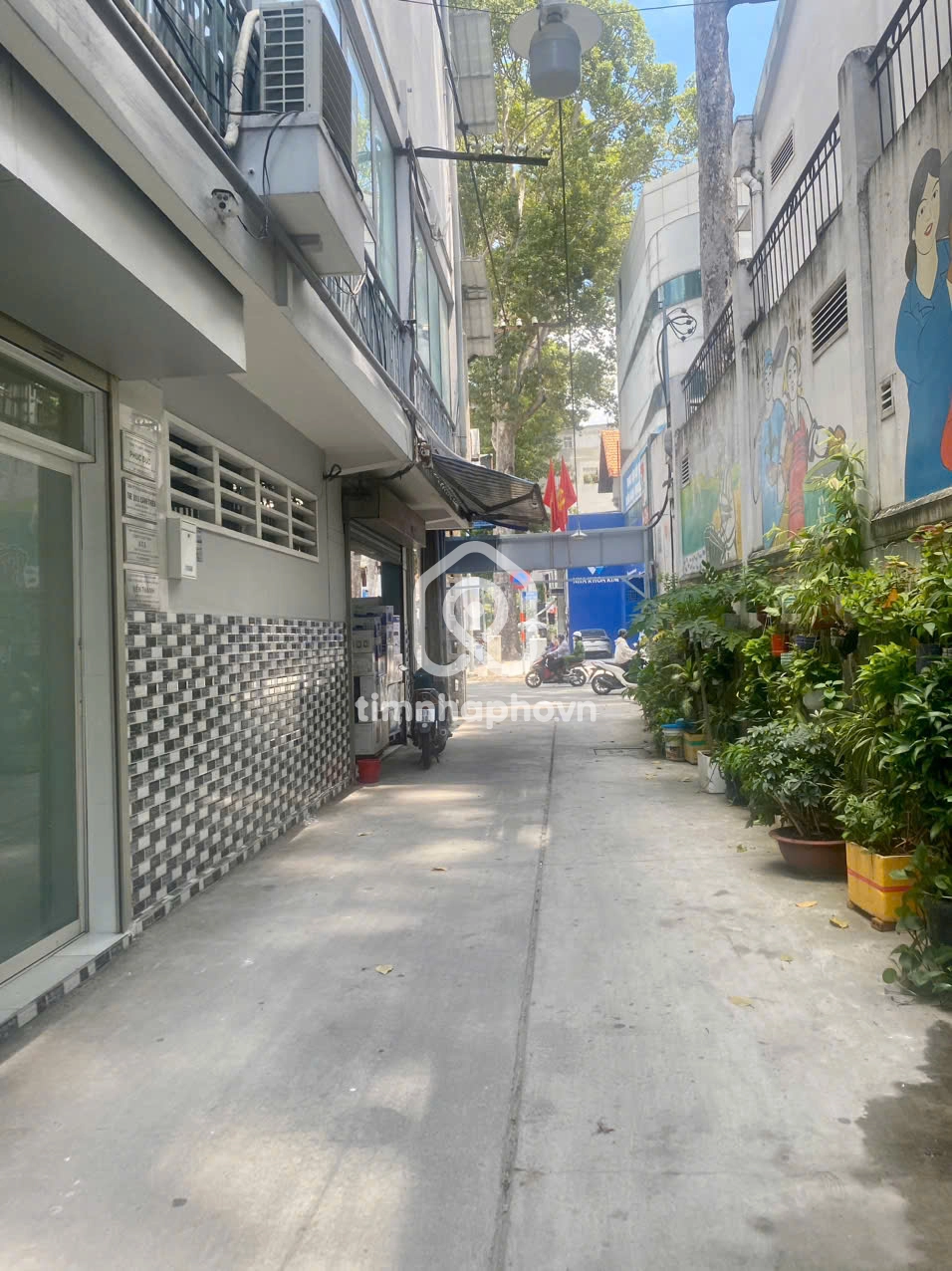 25/8 Đường Tôn Thất Tùng, Phường Bến Thành, Quận 1