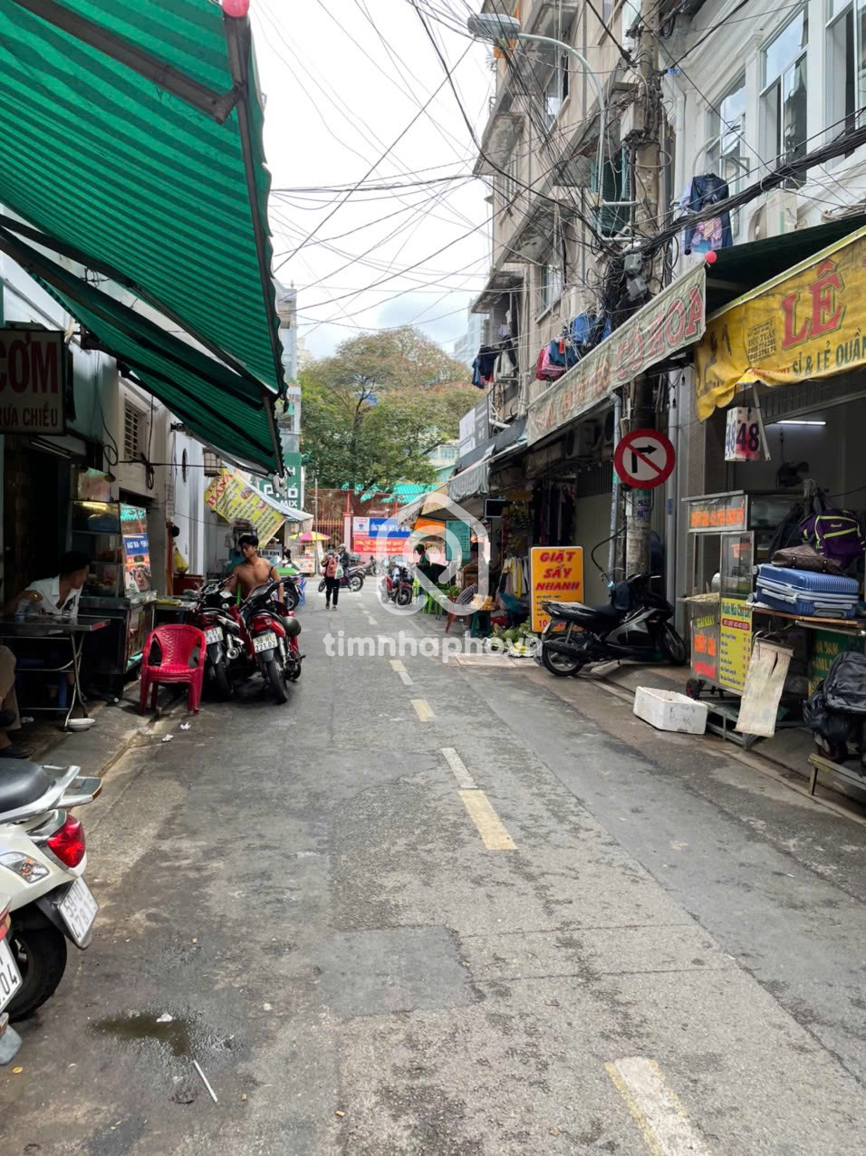 42 Đường Phạm Đôn, Phường 10, Quận 5