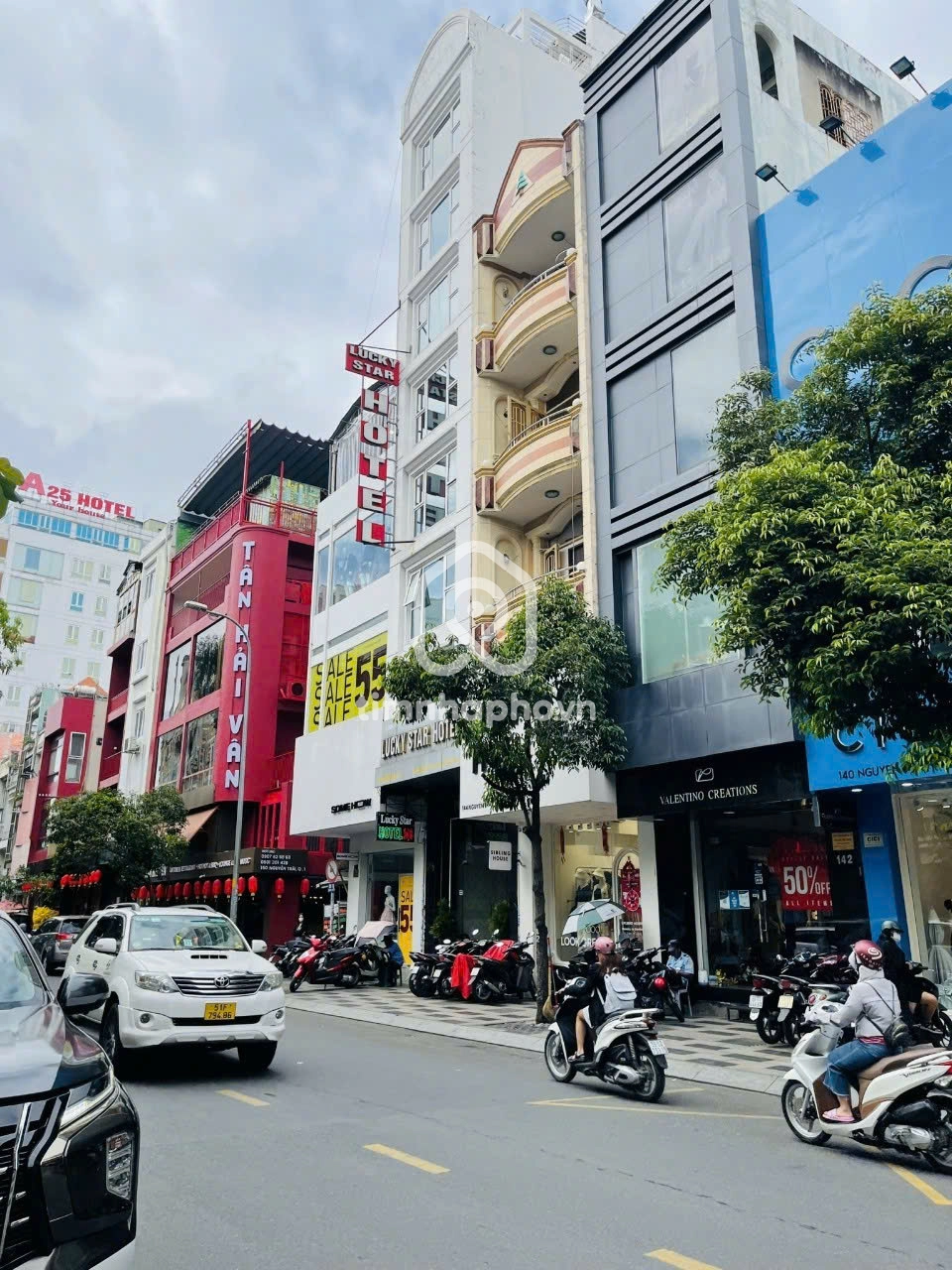 146-148 Đường Nguyễn Trãi, Phường Bến Thành, Quận 1