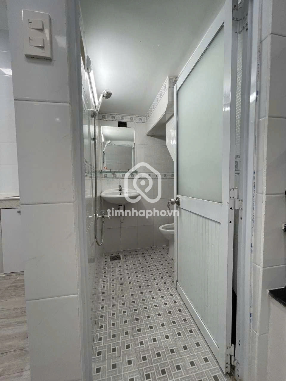 100/96a Đường Dương Bá Trạc, Phường 2, Quận 8