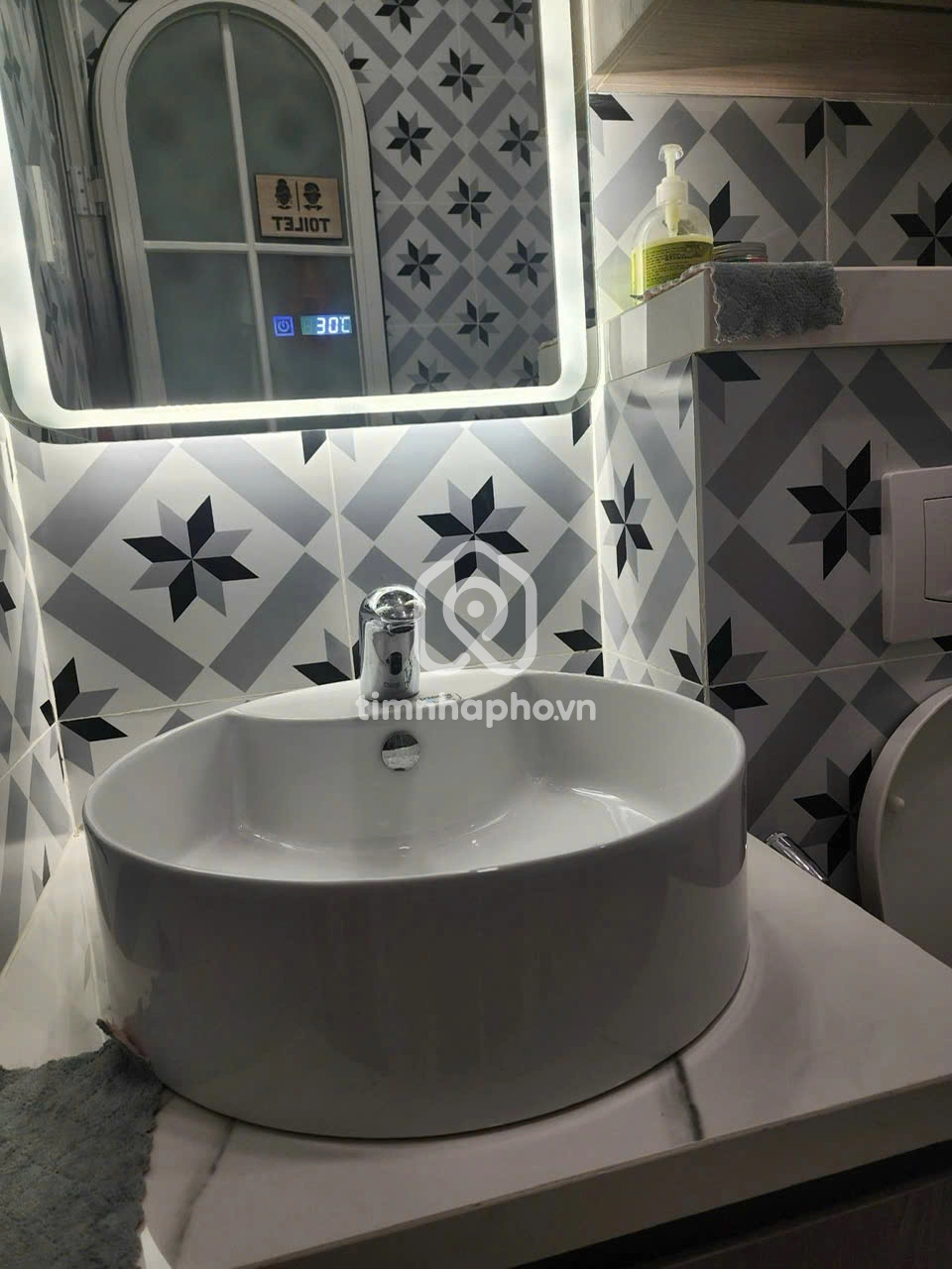 38 Đường Phạm Văn Hai, Phường 2, Tân Bình