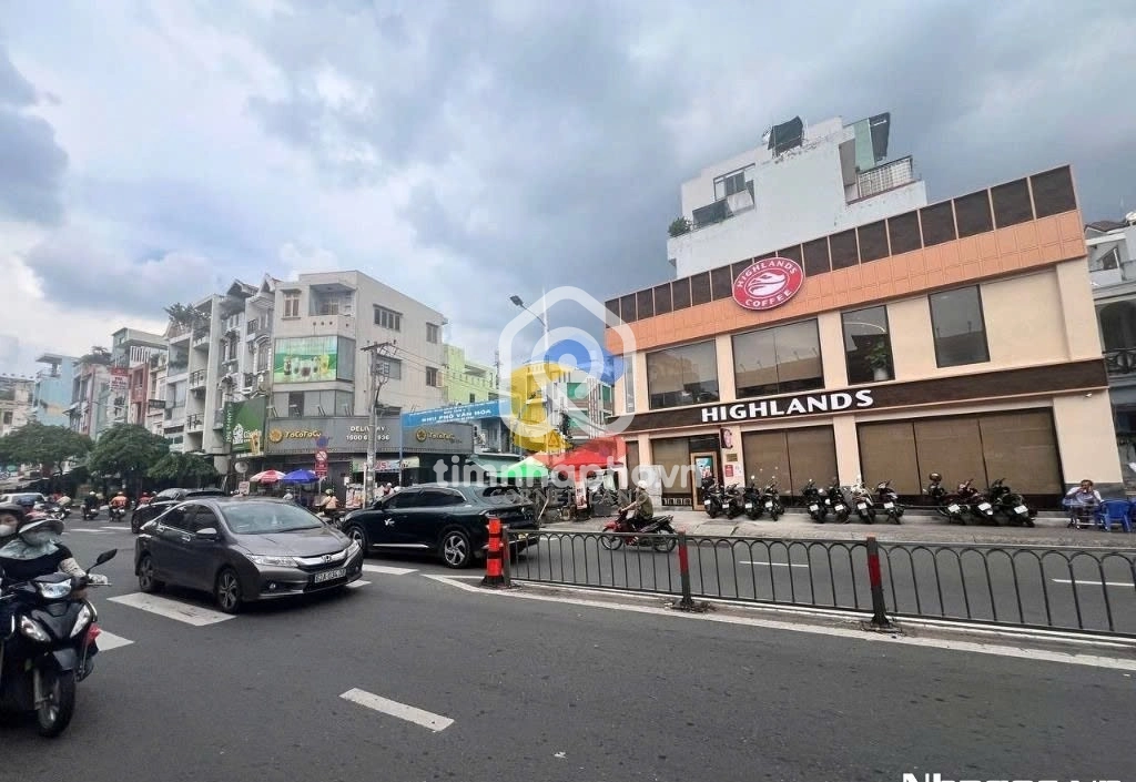 298-300 Đường Dương Bá Trạc, Phường 1, Quận 8