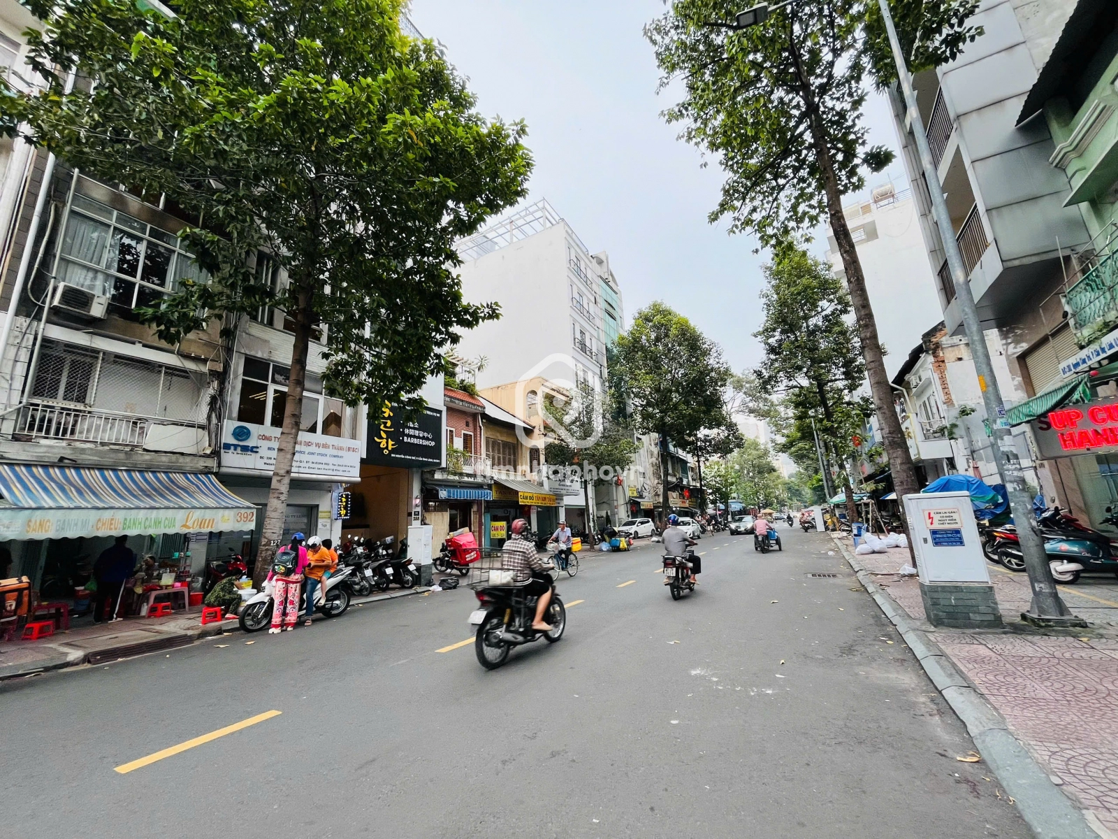 394 Đường Nguyễn Công Trứ, Phường Cầu Ông Lãnh, Quận 1