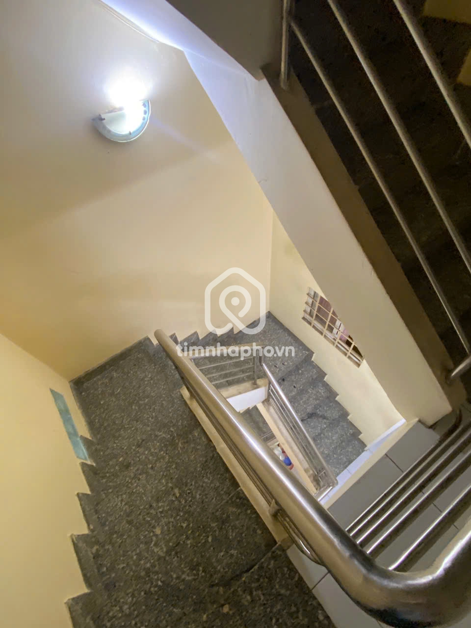 202/33 Đường Nguyễn Tiểu La, Phường 8, Quận 10