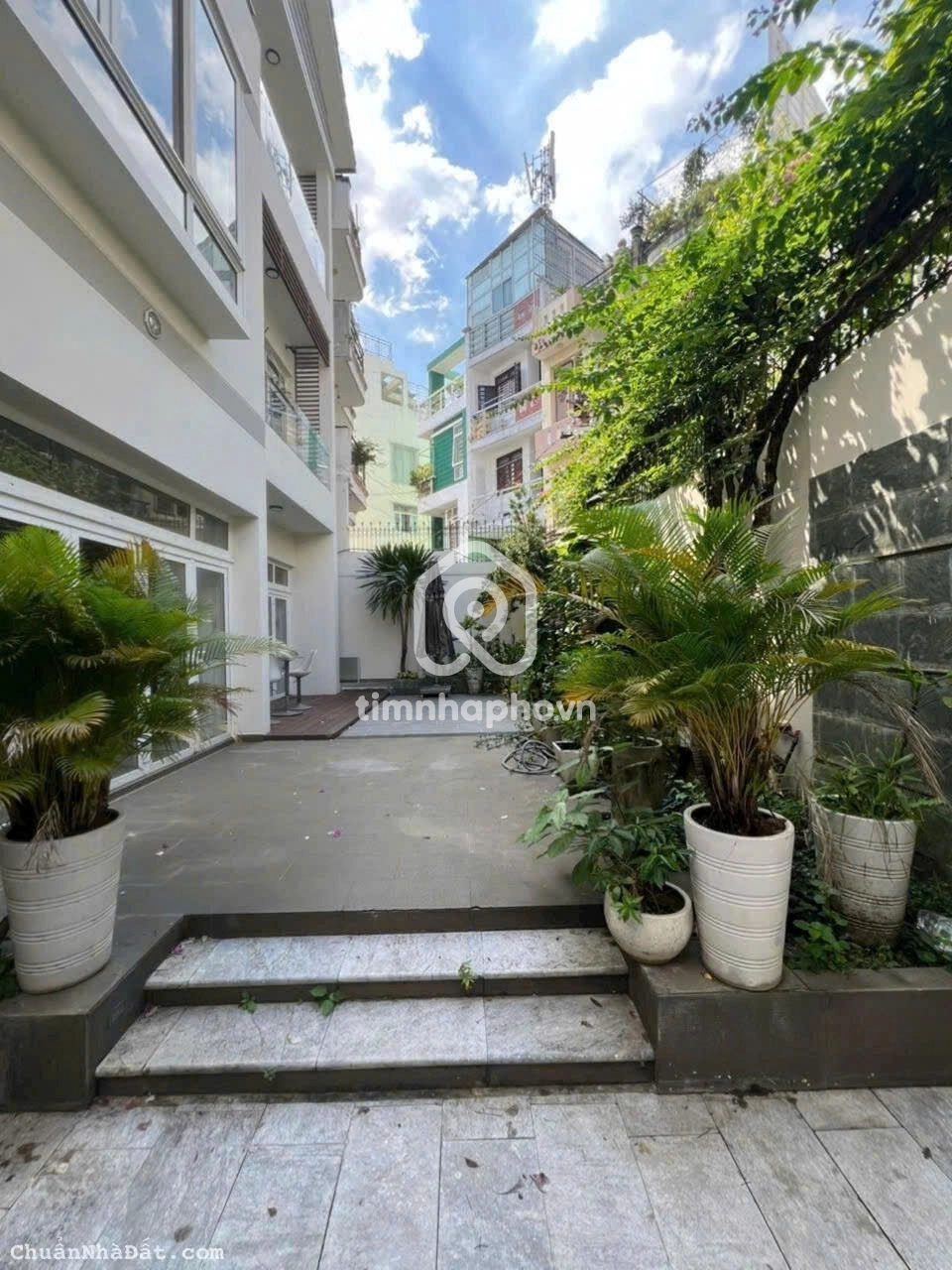 221/13 Đường Lê Văn Sỹ, Phường 13, Quận 3
