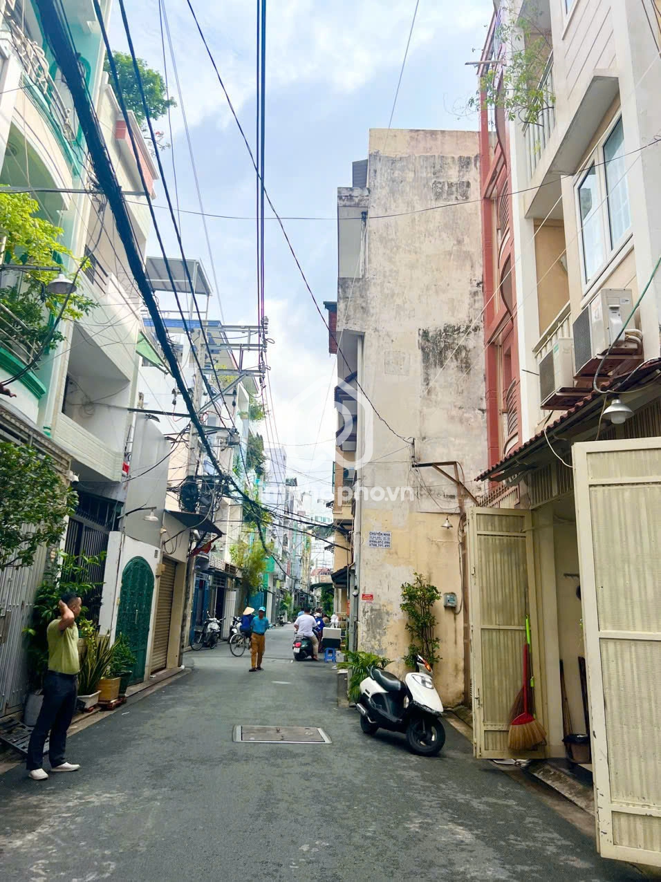 491/115 Đường Huỳnh Văn Bánh, Phường 13, Phú Nhuận