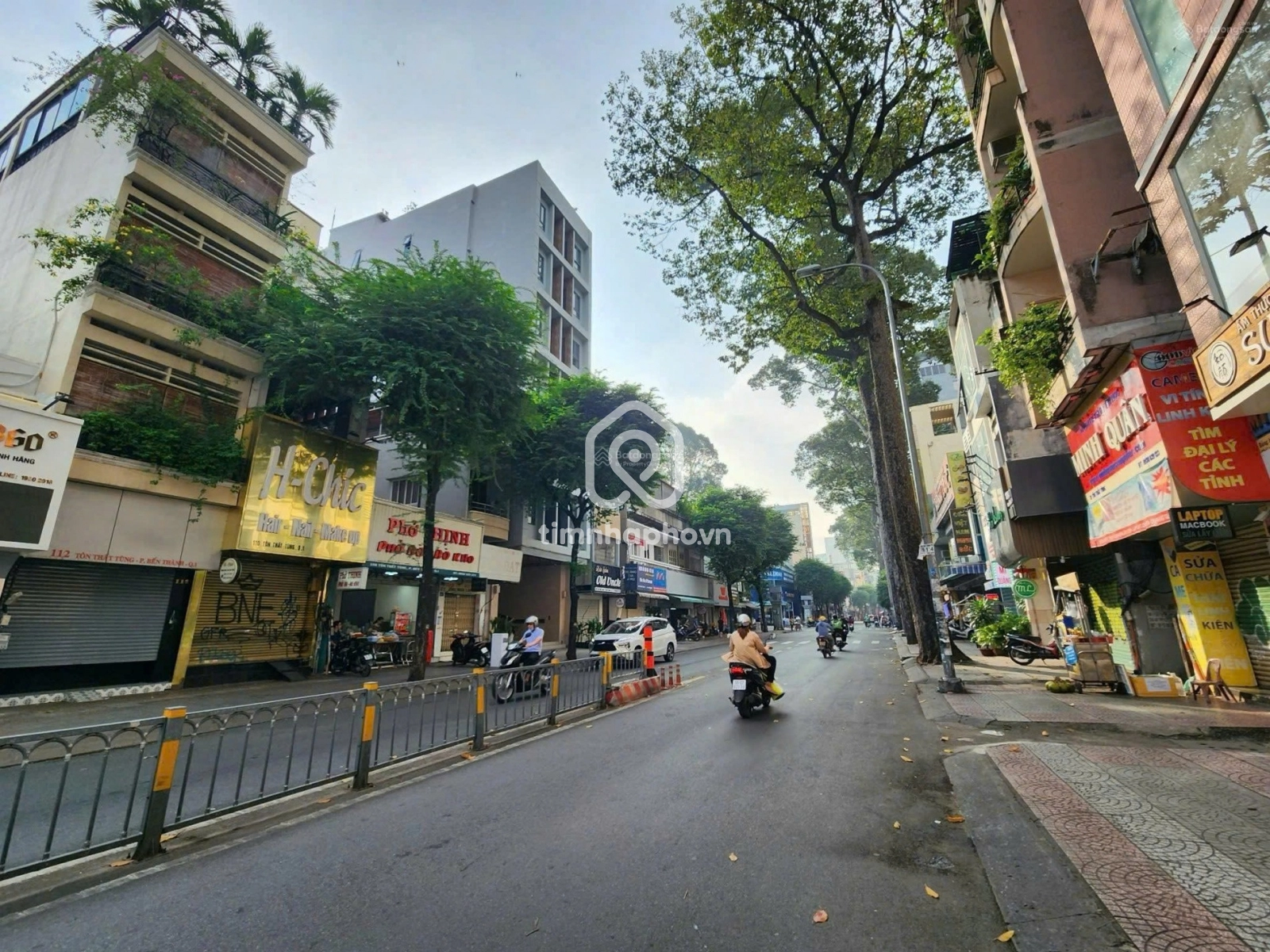 108-110 Đường Tôn Thất Tùng, Phường Bến Thành