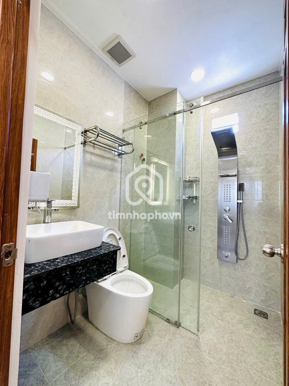 202/31/1 Đường Phạm Văn Hai, Phường 5, Tân Bình