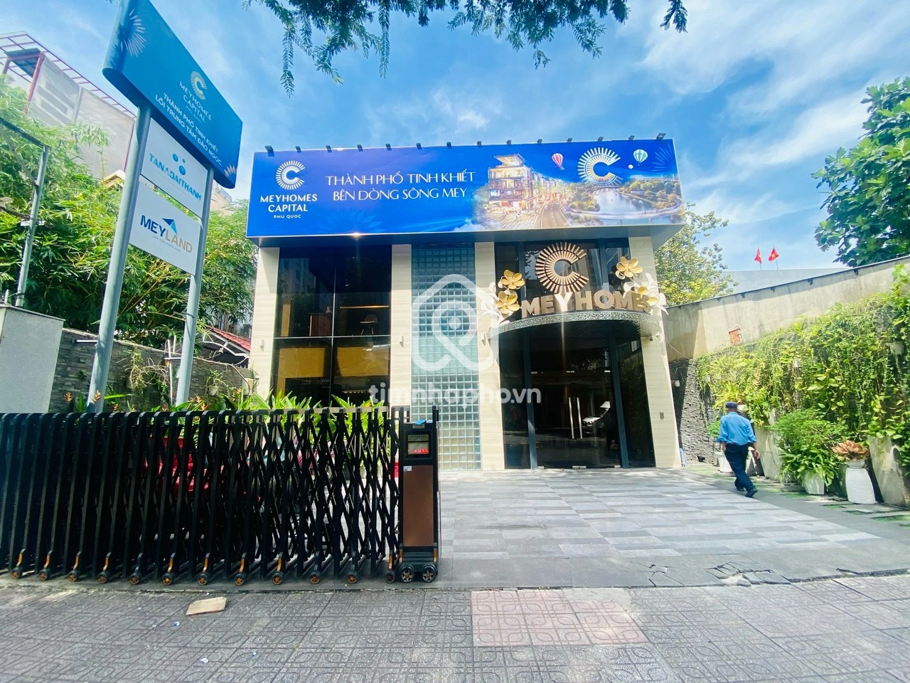 30 Đường Võ Văn Tần, Phường Võ Thị Sáu, Quận 3