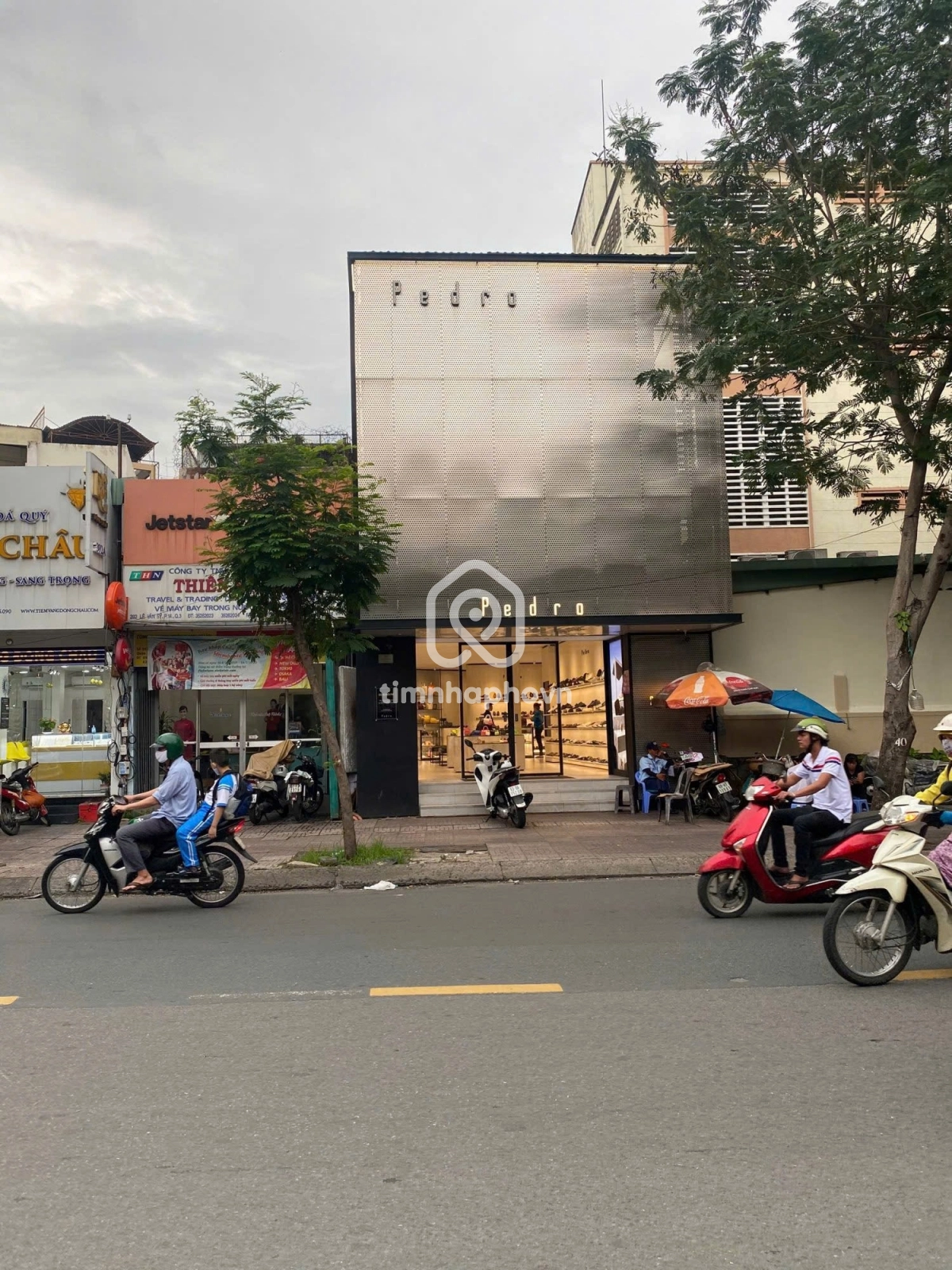 390 Đường Lê Văn Sỹ, Phường 14, Quận 3
