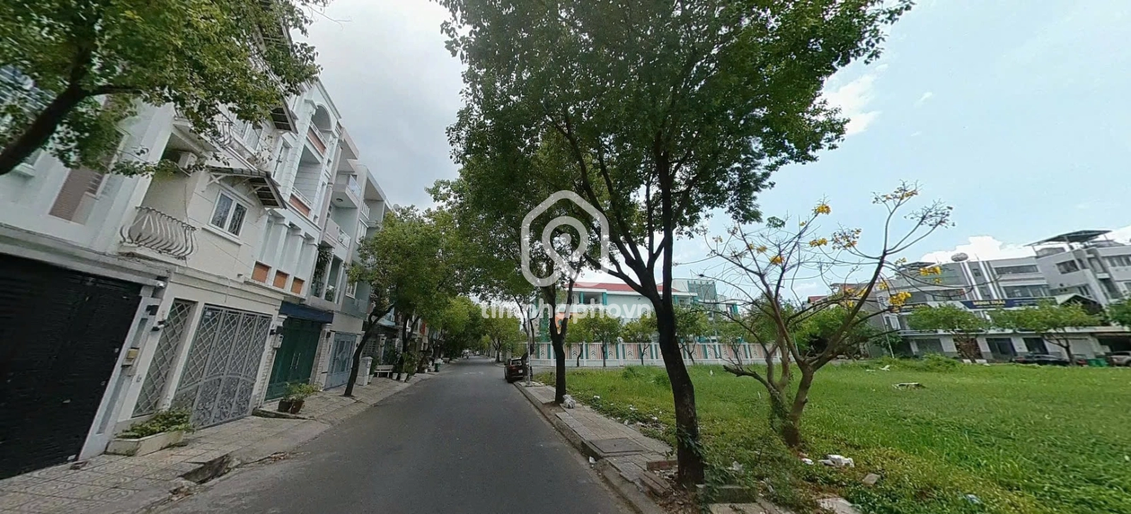 98 Đường Số 32, Phường Tân Phong, Quận 7