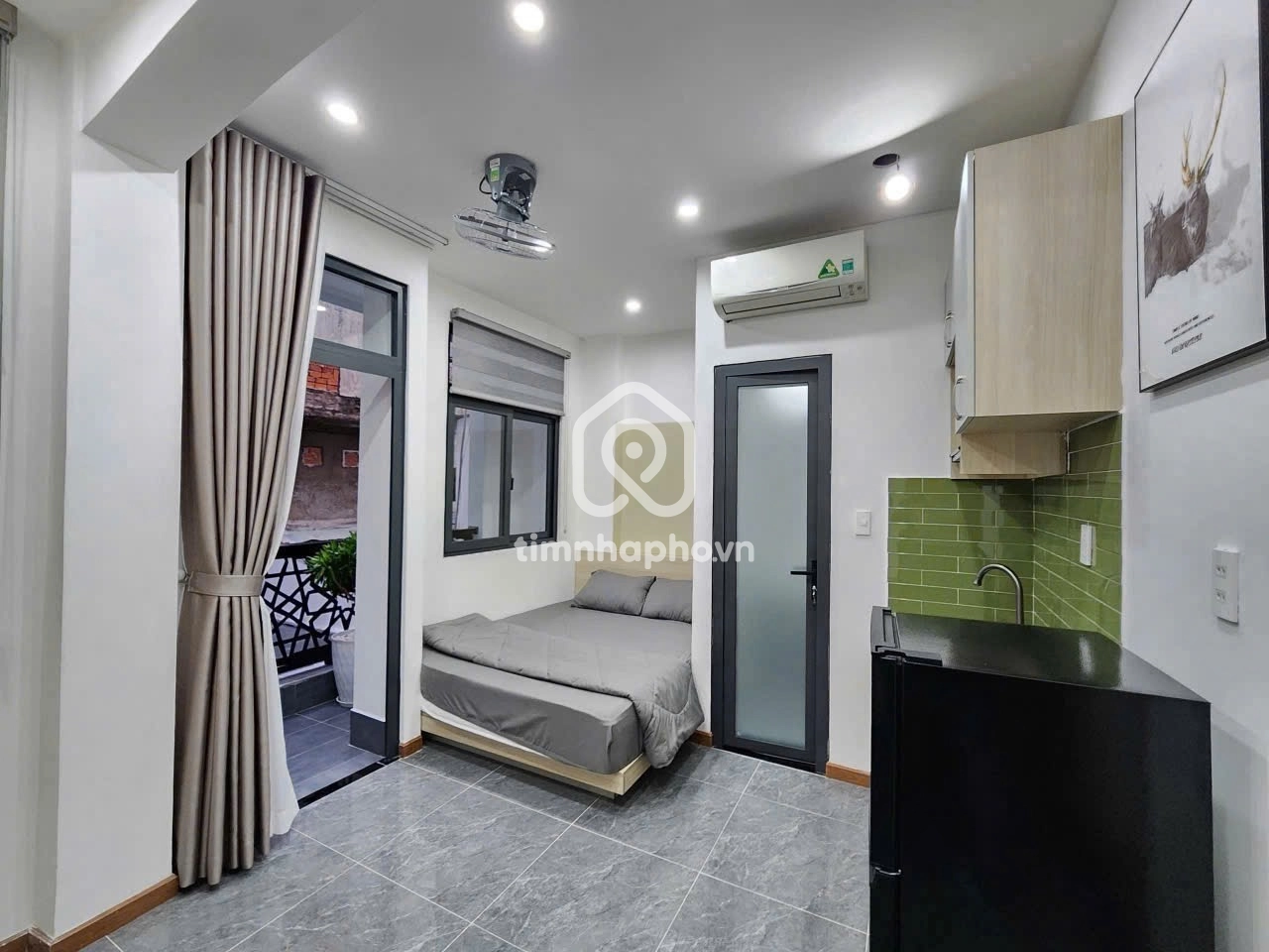 240/11A Đường Lê Thánh Tôn, Phường Bến Thành