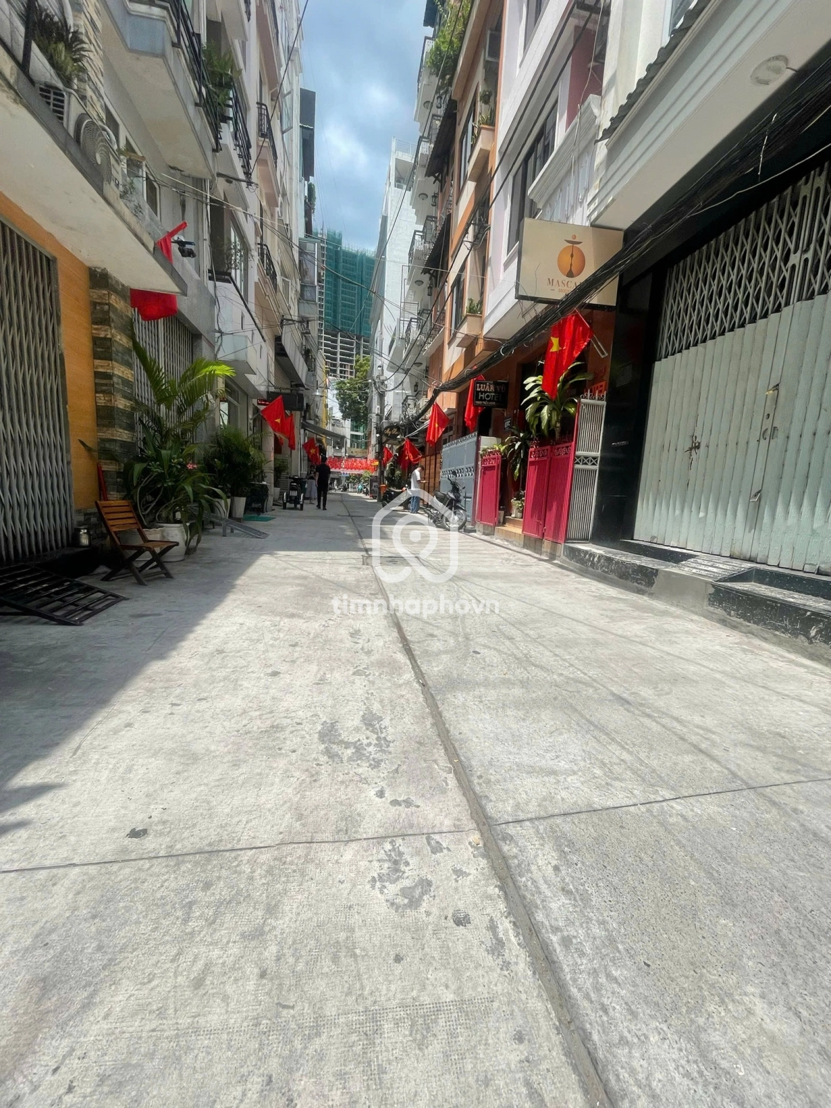 100/25/19 Đường Trần Hưng Đạo, Phường Phạm Ngũ Lão, Quận 1