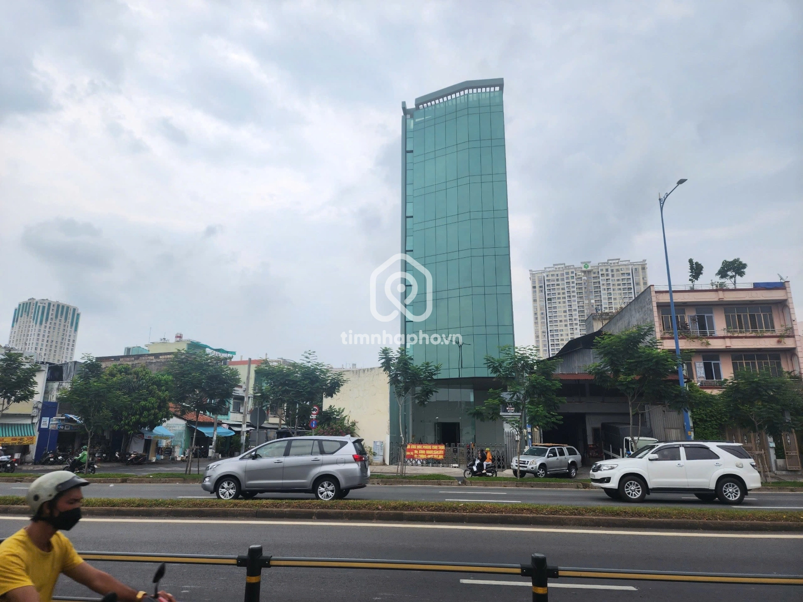 1392 Đường Võ Văn Kiệt, Phường 1, Quận 6