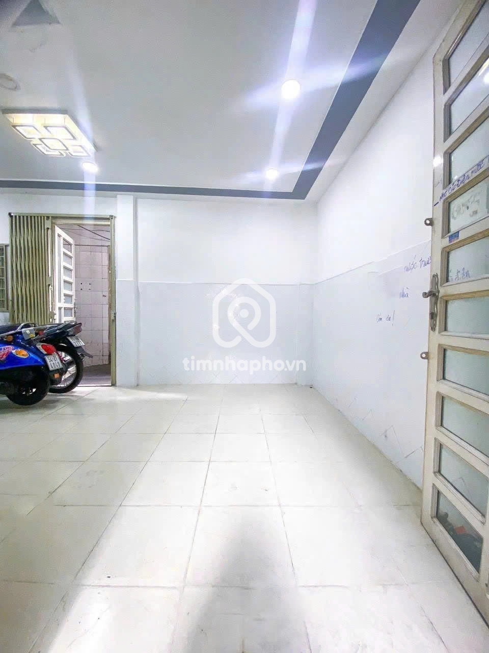 128A/28 Đường Nguyễn Chí Thanh, Phường 2, Quận 10