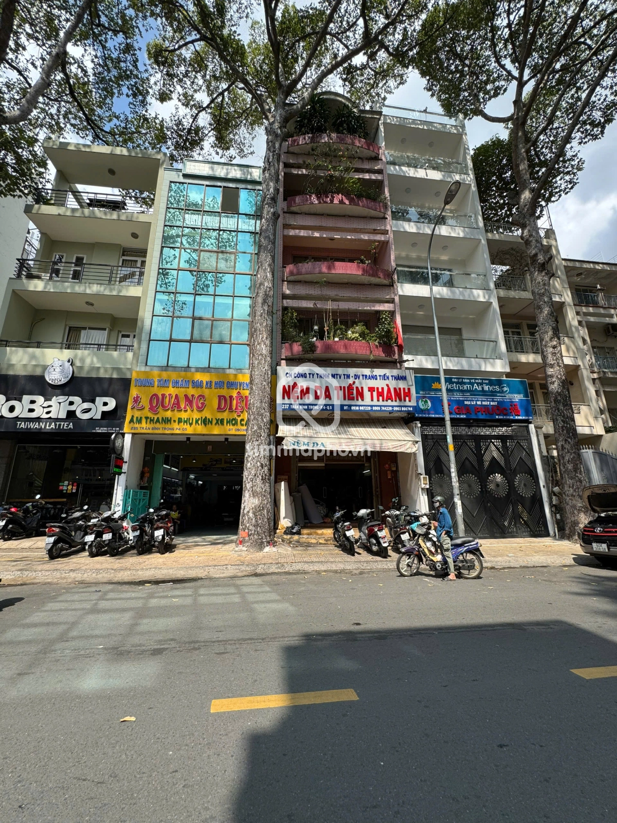 237 Đường Trần Bình Trọng, Phường Chợ Quán