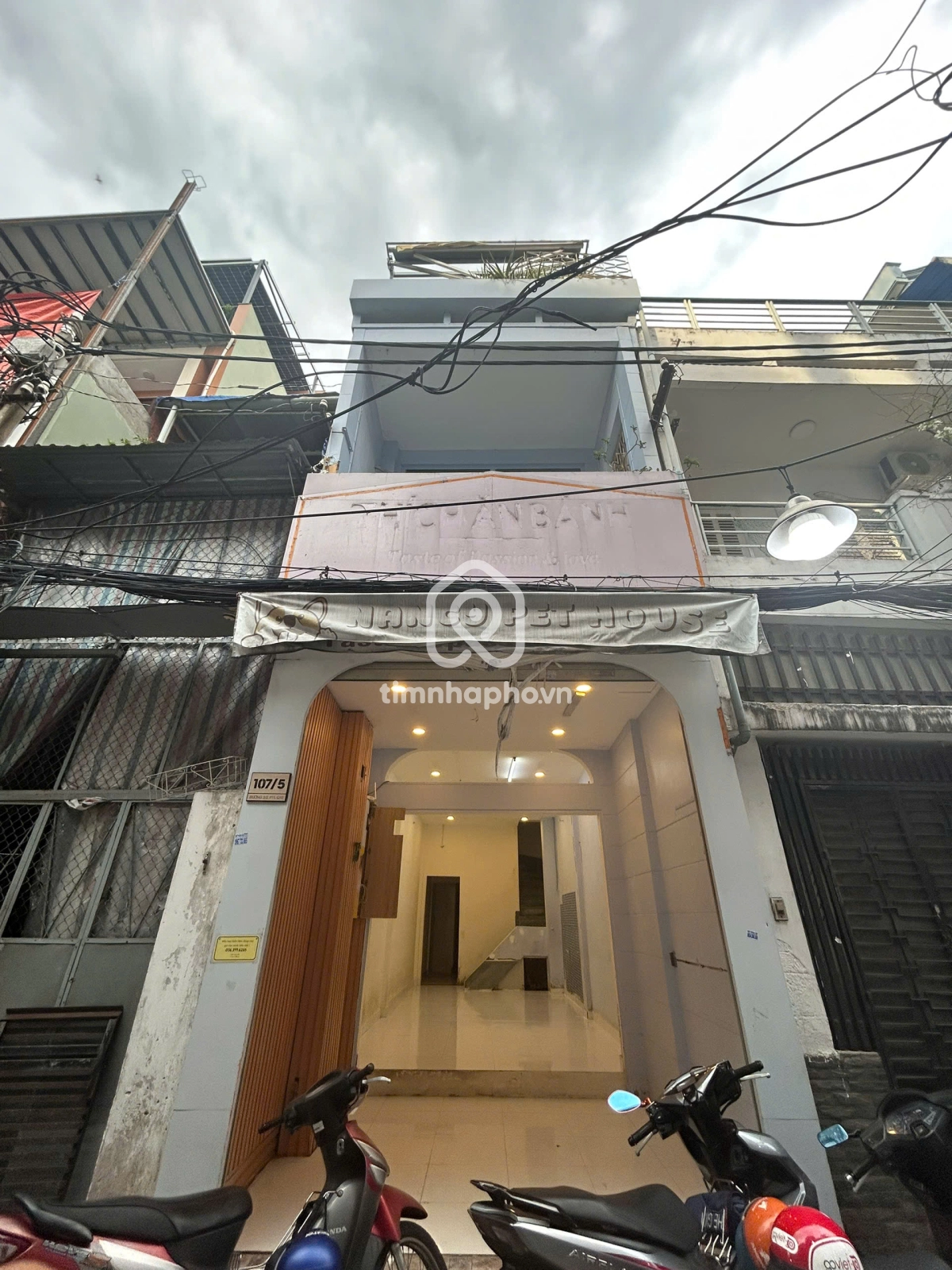 107/5 Đường 3 Tháng 2, Phường 11, Quận 10