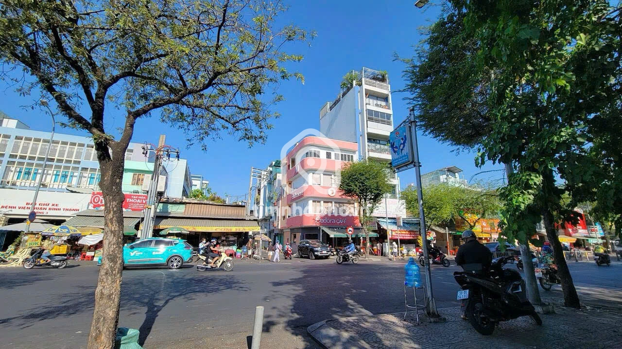 126-128 Đường Đinh Tiên Hoàng, Phường 1, Bình Thạnh