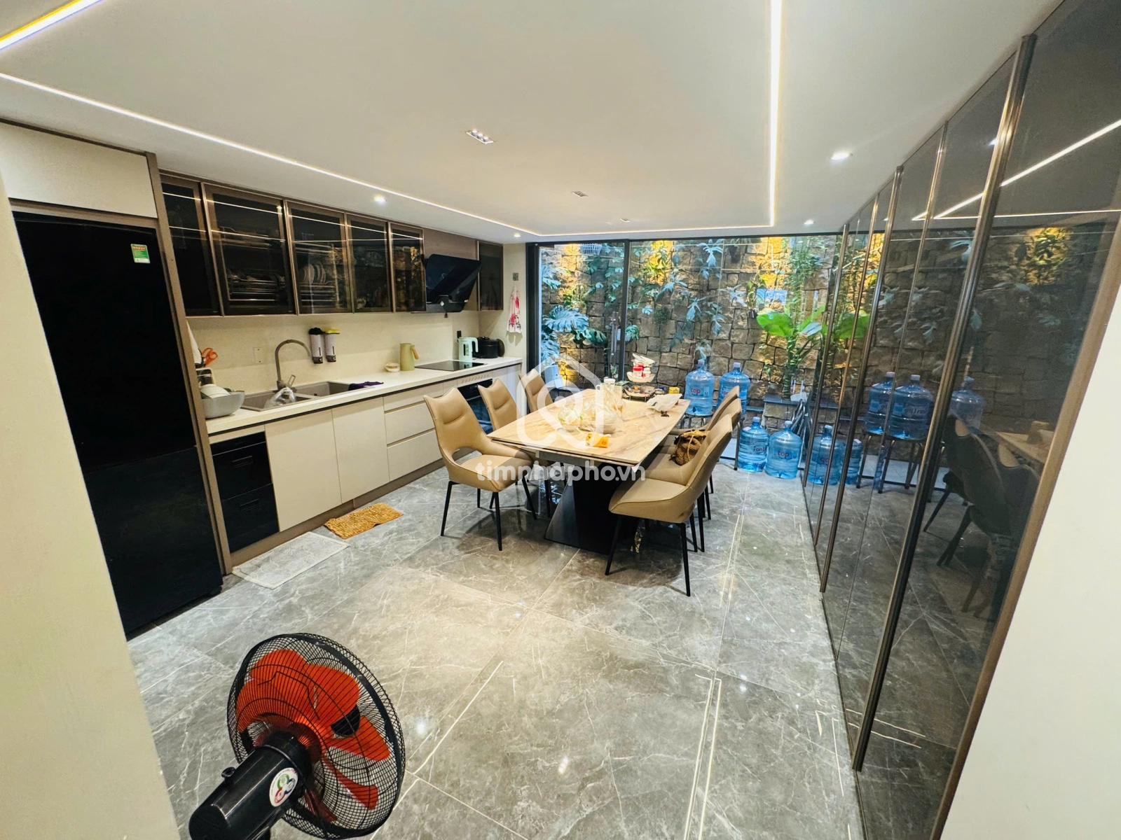 9/5 Đường Phạm Văn Hai, Phường 1, Tân Bình