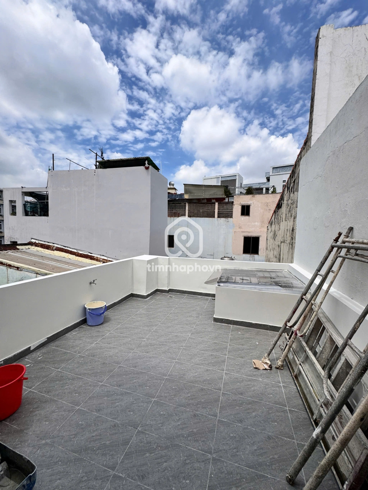 132/5 Đường Hoàng Văn Thụ, P. 9, Phú Nhuận