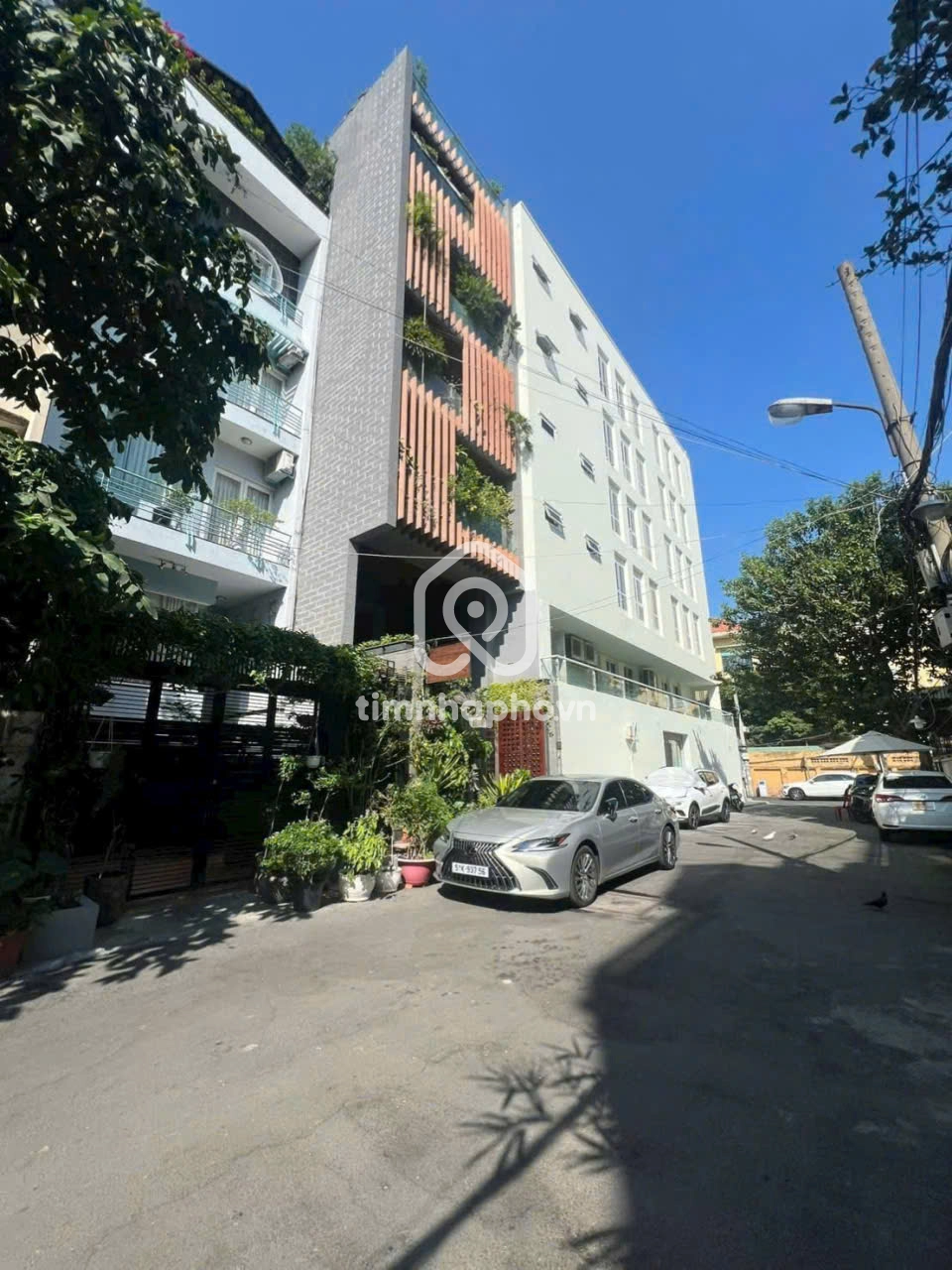 371/5-371/7 Đường Hai Bà Trưng, Phường Võ Thị Sáu, Quận 3