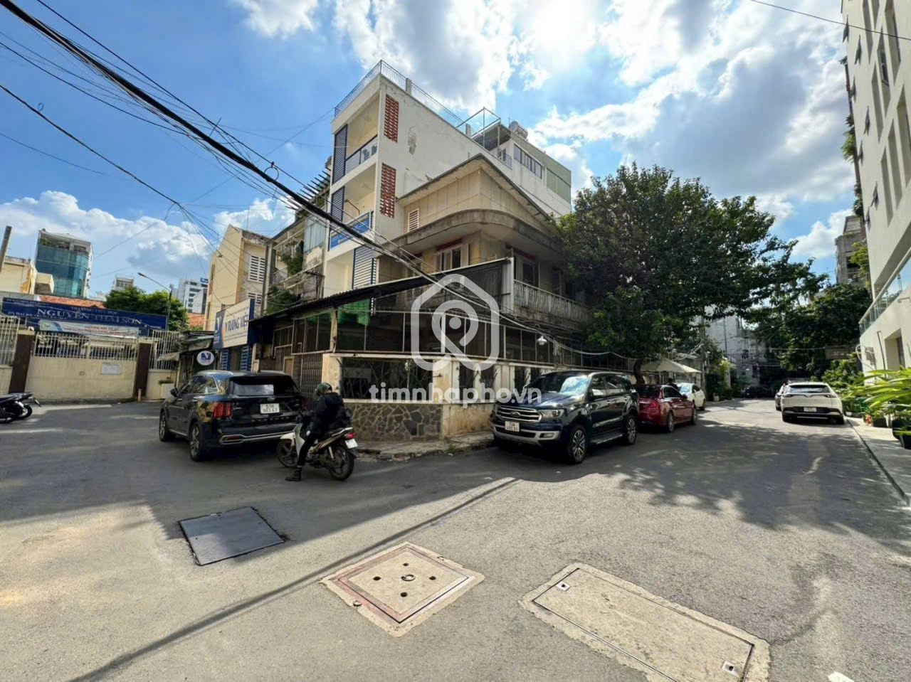 371/5-371/7 Đường Hai Bà Trưng, Phường Võ Thị Sáu, Quận 3