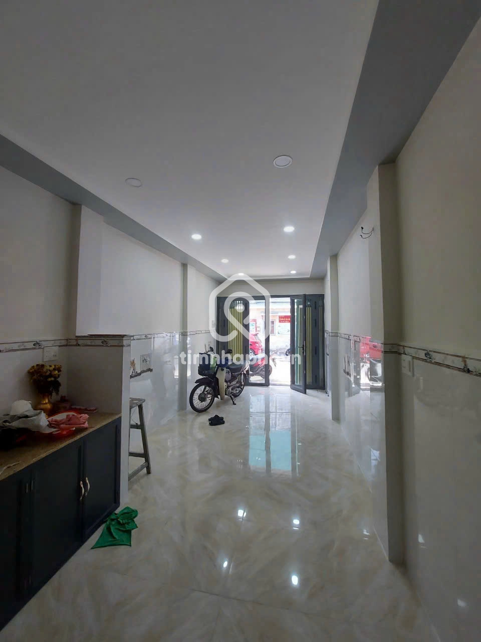 142 Đường Lê Thị Bạch Cát, Phường 11, Quận 11