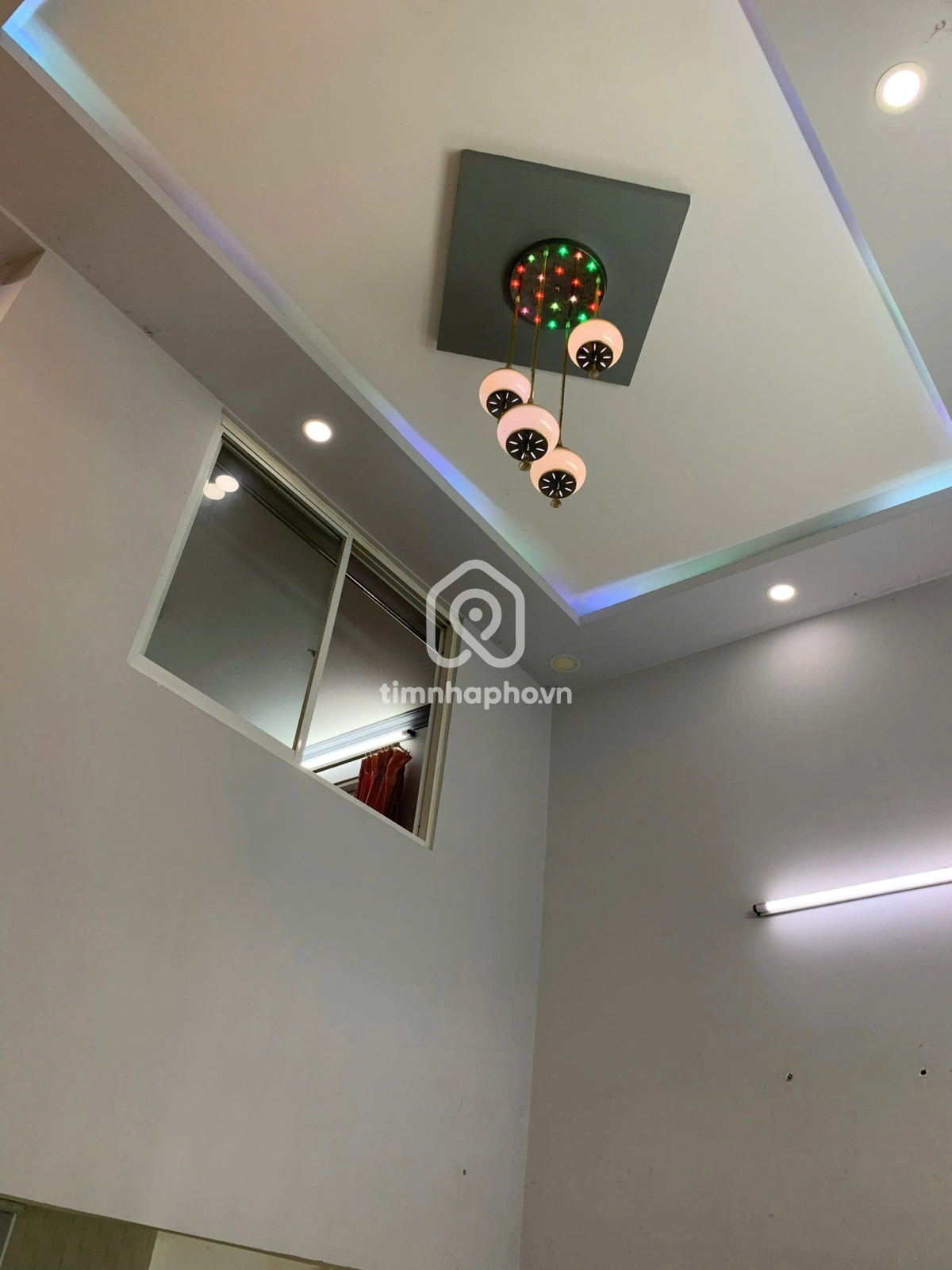 184/10 Đường Lý Chính Thắng, Phường 9, Quận 3