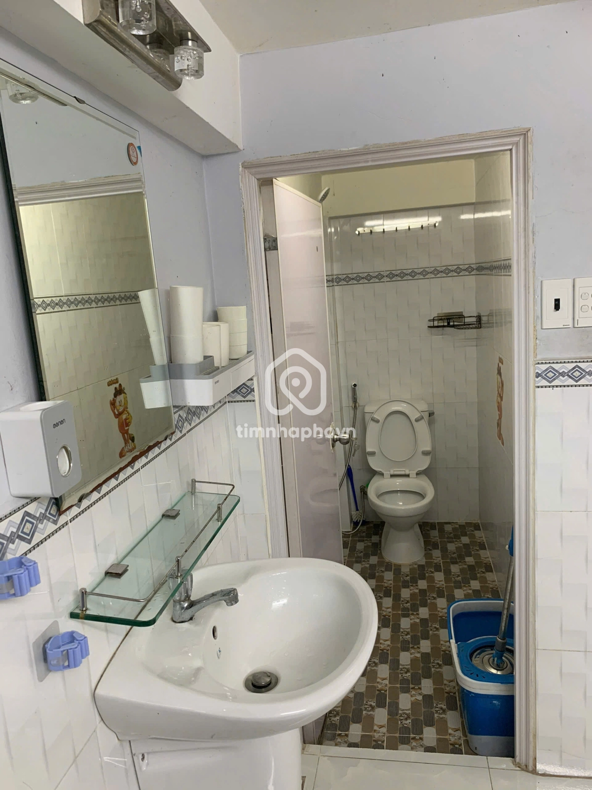 184/10 Đường Lý Chính Thắng, Phường 9, Quận 3