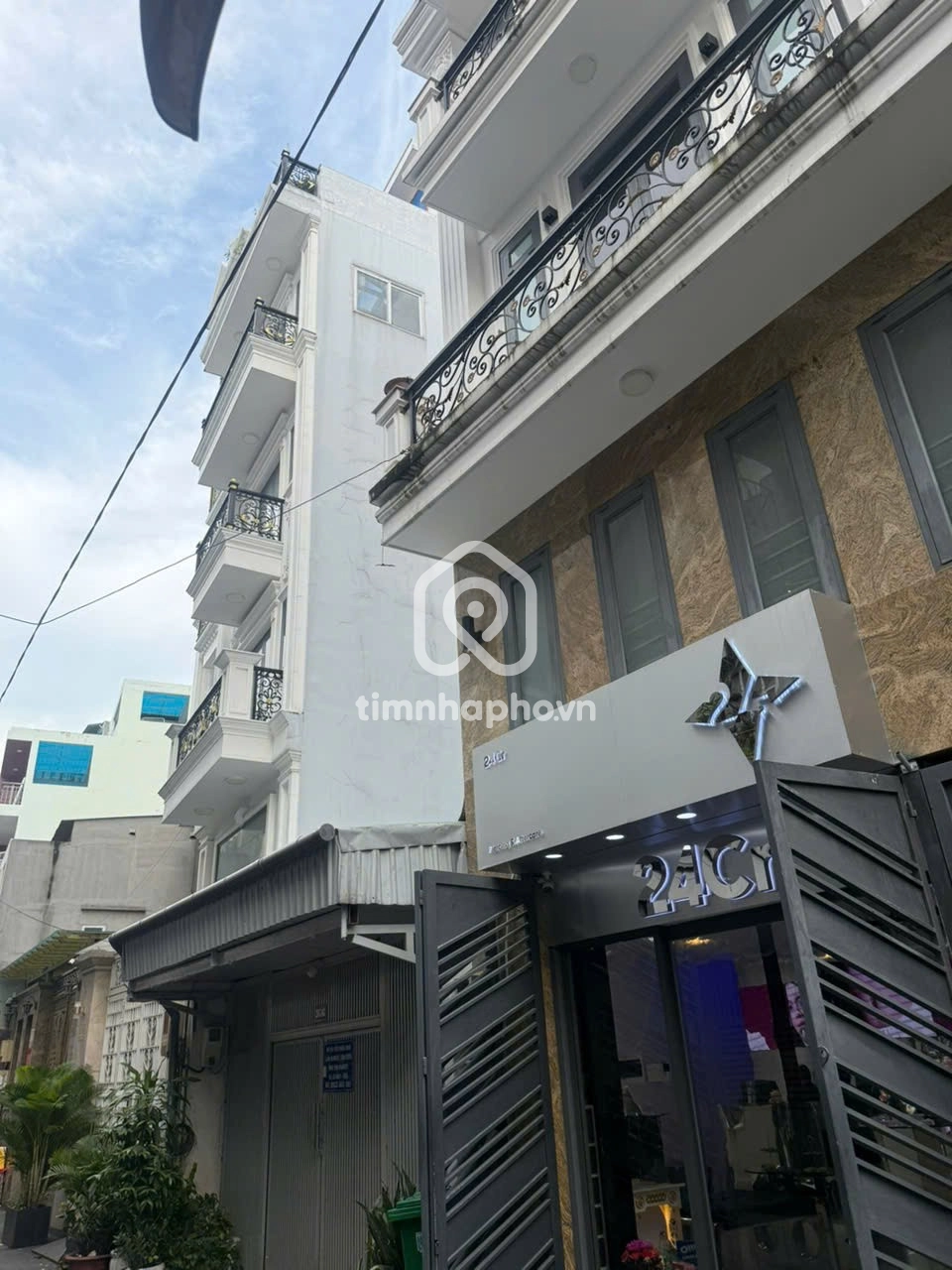 205/39/16 Đường Trần Văn Đang, Phường 11, Quận 3