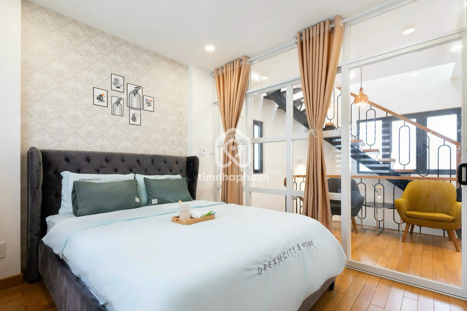 2/8I2 Đường Nguyễn Thị Minh Khai, Phường Đa Kao, Quận 1