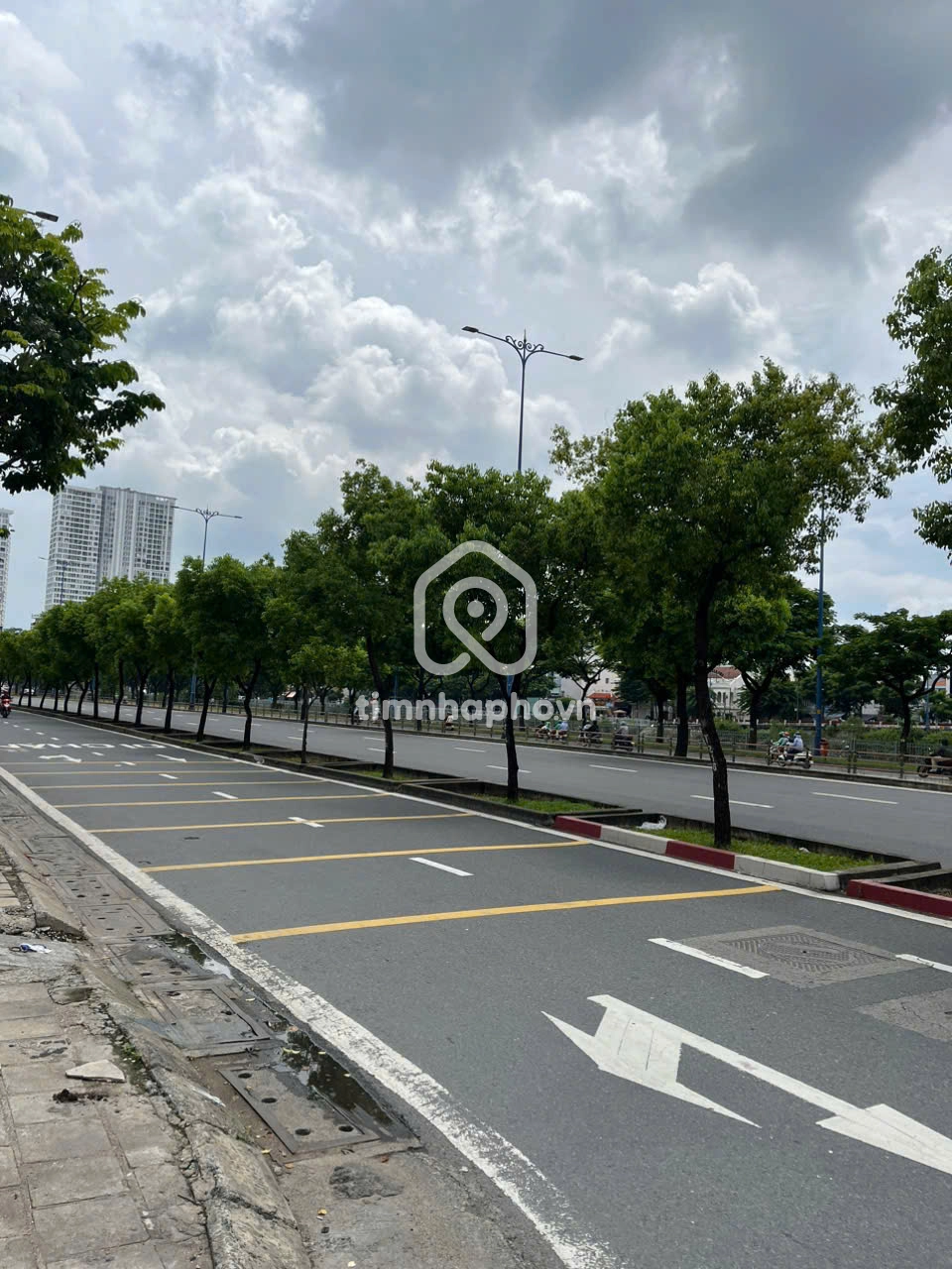 252 Đường Võ Văn Kiệt, Phường Cầu Ông Lãnh, Quận 1