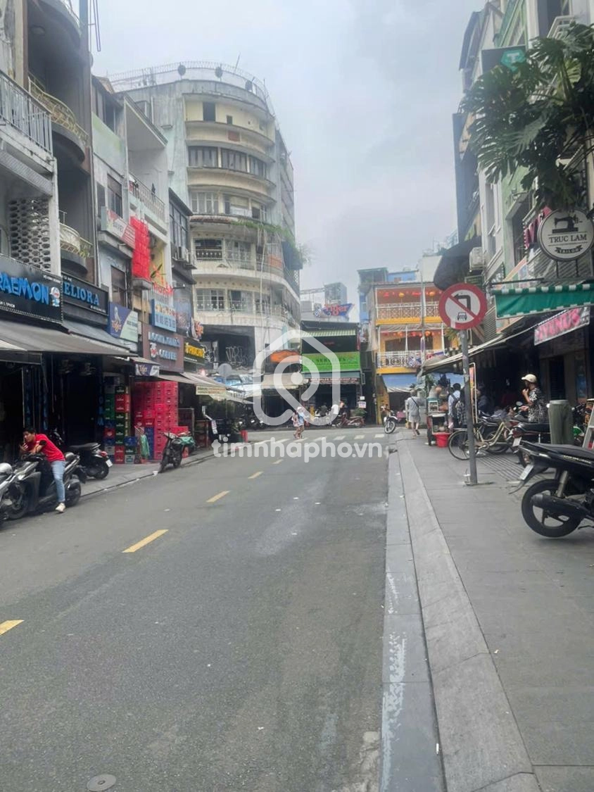 16-18+14/1 Đường Đỗ Quang Đẩu, Phường Phạm Ngũ Lão, Quận 1