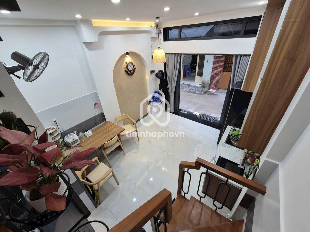 282A/41 Đường Nguyễn Tri Phương, Phường 4, Quận 10