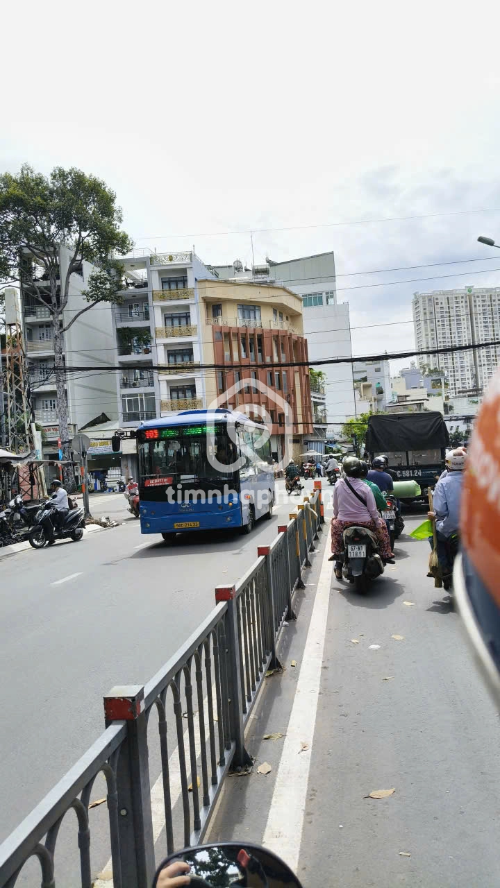 6 Đường Tạ Uyên, Phường 15, Quận 5