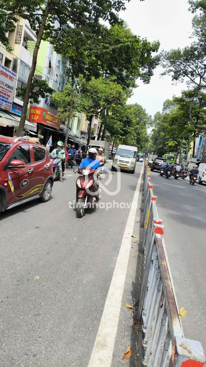 6 Đường Tạ Uyên, Phường 15, Quận 5