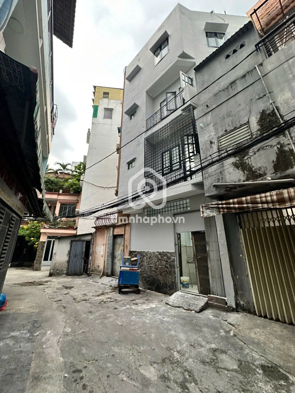 177 Đường Huỳnh Văn Bánh, Phường 11, Phú Nhuận