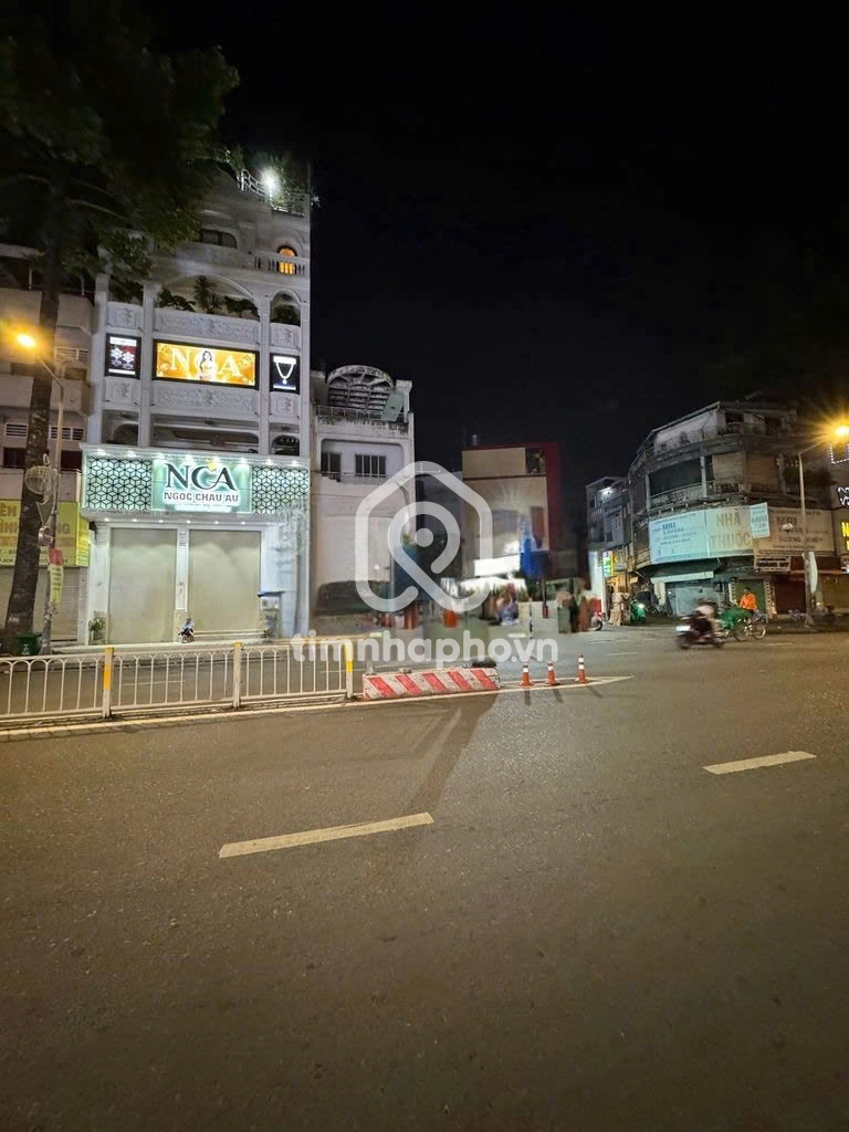 1 Đường Trần Hưng Đạo, Phường 2, Quận 5