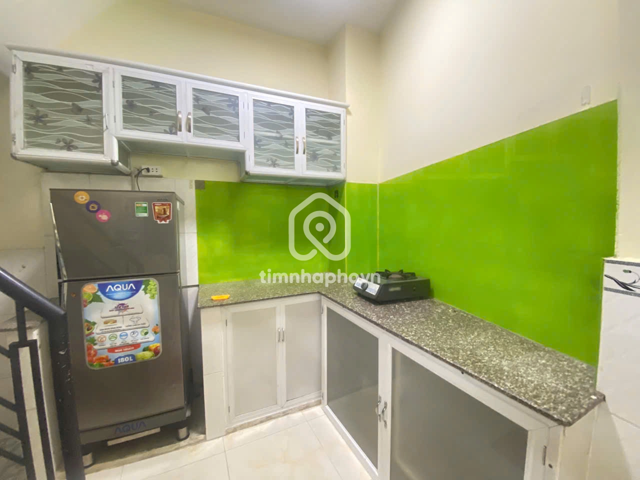 212/170/86A Đường Nguyễn Văn Nguyễn, Phường Tân Định, Quận 1