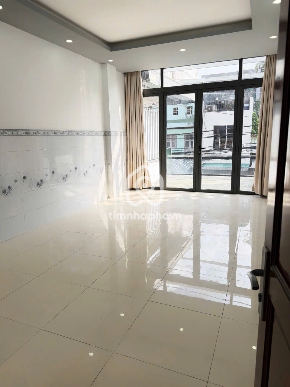 104 Đường Lạc Long Quân, Phường 3, Quận 11