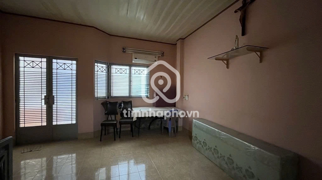 212/208 Đường Nguyễn Văn Nguyễn, Phường Tân Định, Quận 1