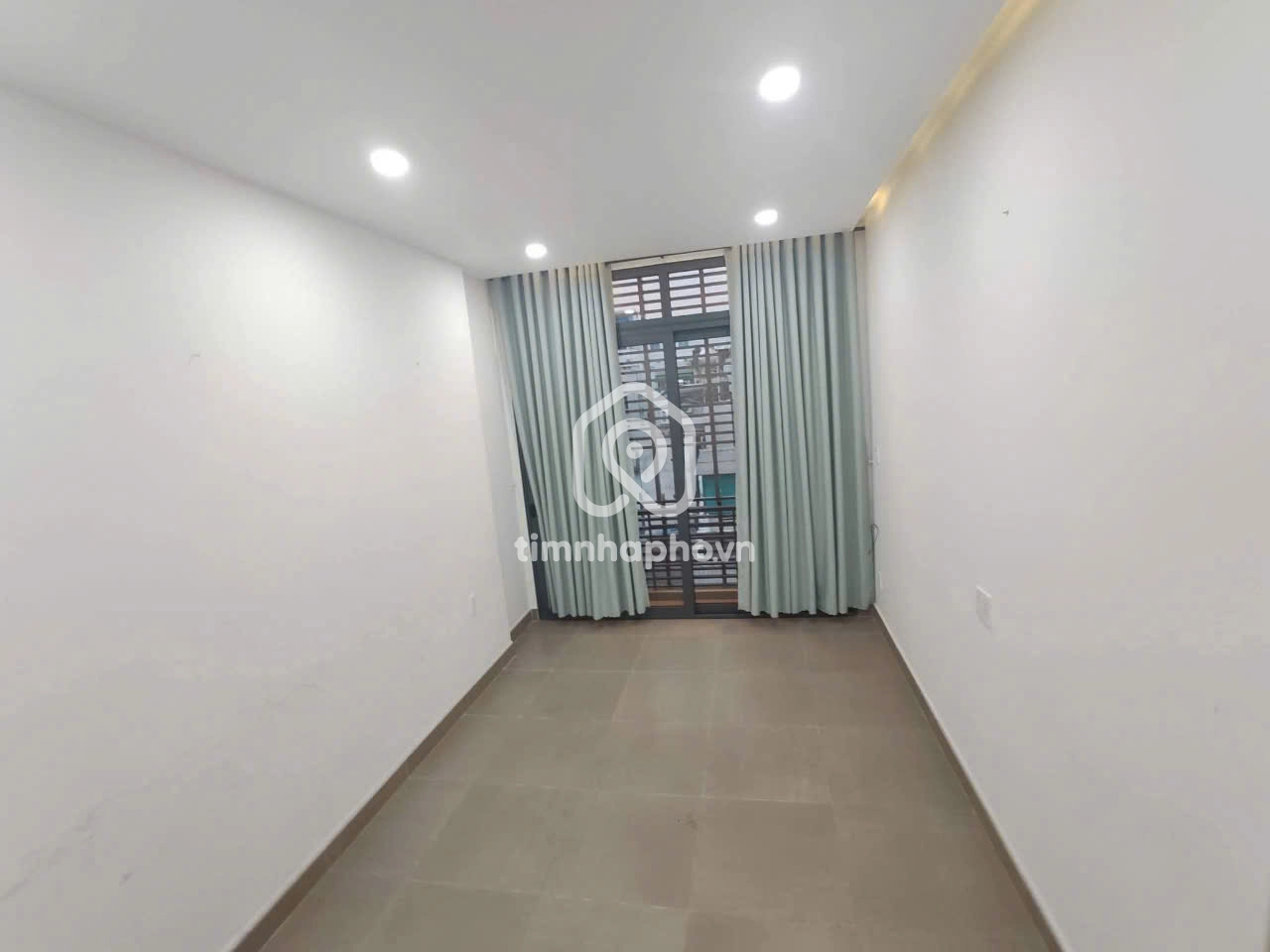 128/13/18 Đường Lê Văn Duyệt, Phường 1, Bình Thạnh