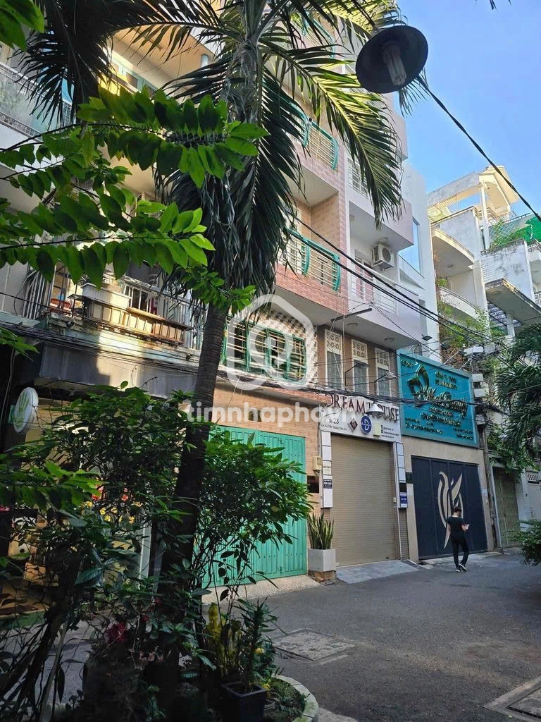 21 Đường Cư Xá Trần Quang Diệu, Phường 14, Quận 3