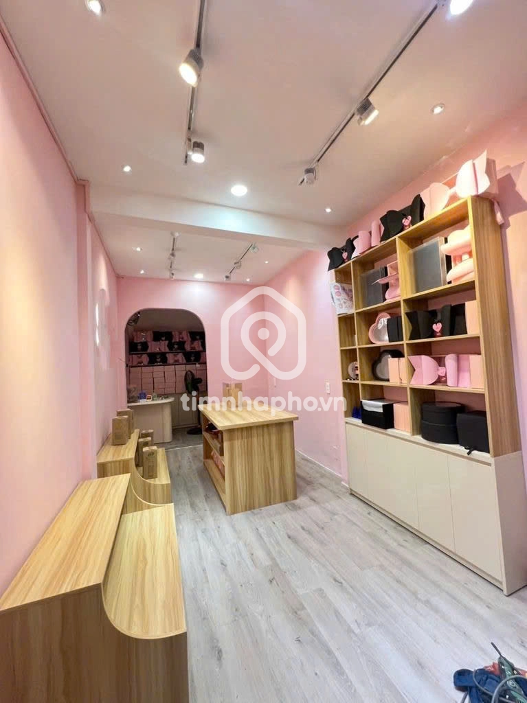 122Ter Đường Trần Đình Xu, Phường Cầu Kho, Quận 1