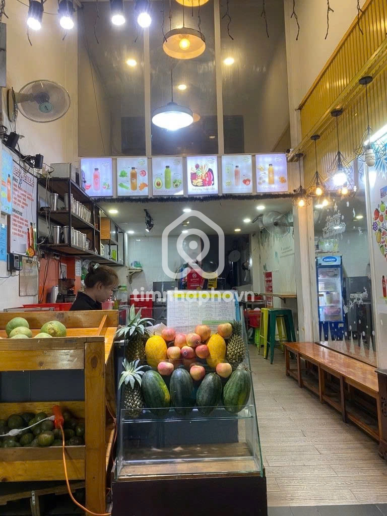 121 Đường Cống Quỳnh, Phường Nguyễn Cư Trinh, Quận 1