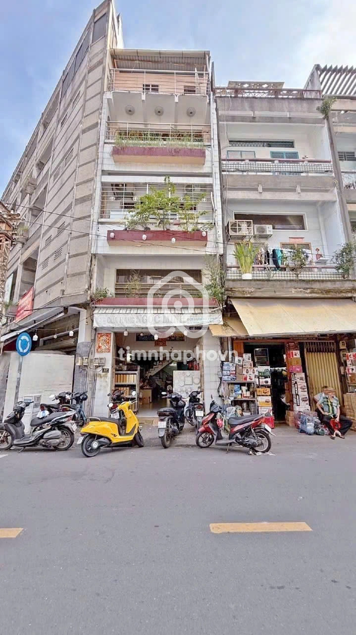 57 Đường Trịnh Hoài Đức, Phường 13, Quận 5