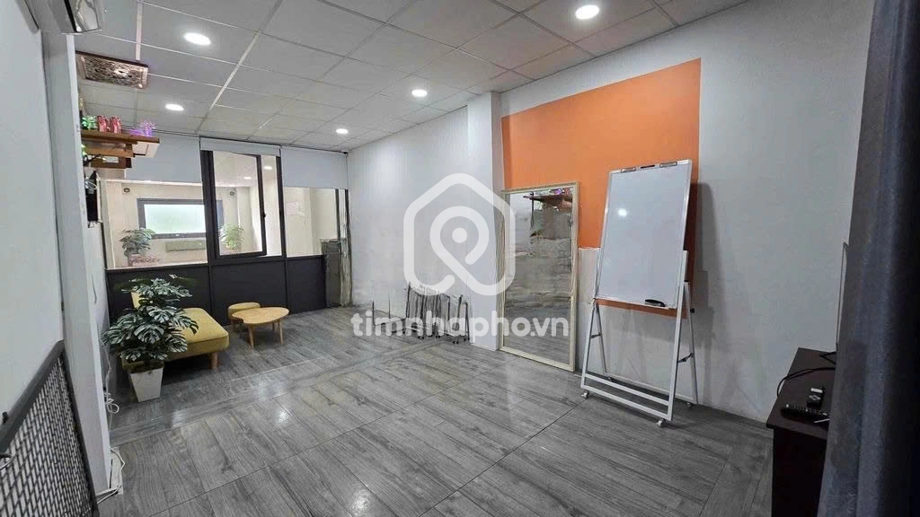 176 Đường Bến Vân Đồn, Phường 2, Quận 4