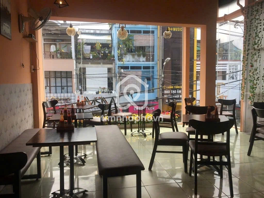 1054 Đường Cách Mạng Tháng Tám, Phường 4, Tân Bình