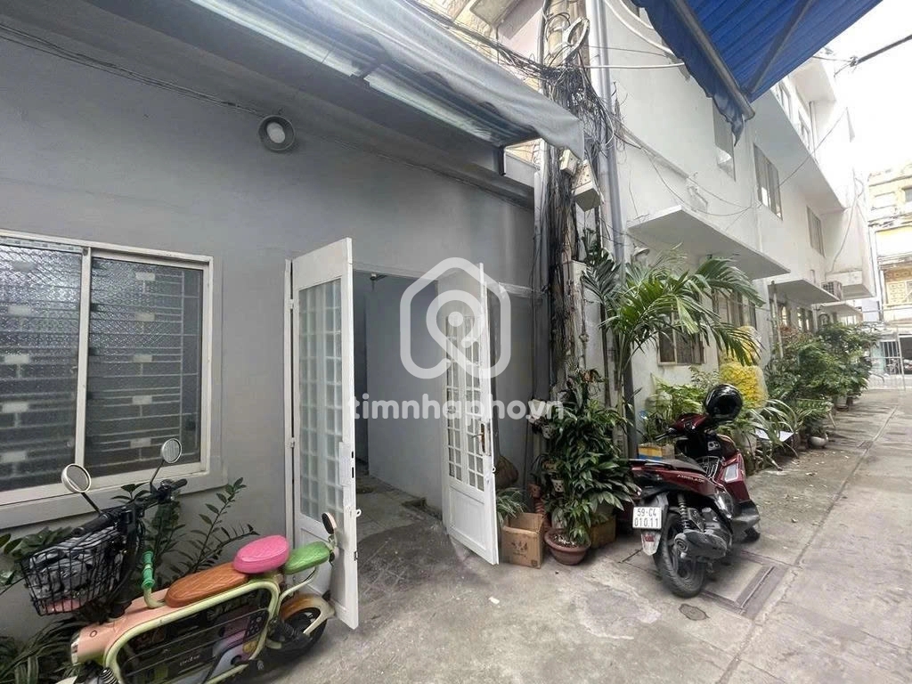 69bis Đường Trần Đình Xu, Phường Cầu Kho, Quận 1